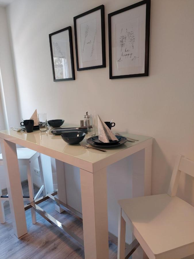 Gemuetliches, Voll Ausgestattetes Apartment Halle  Εξωτερικό φωτογραφία
